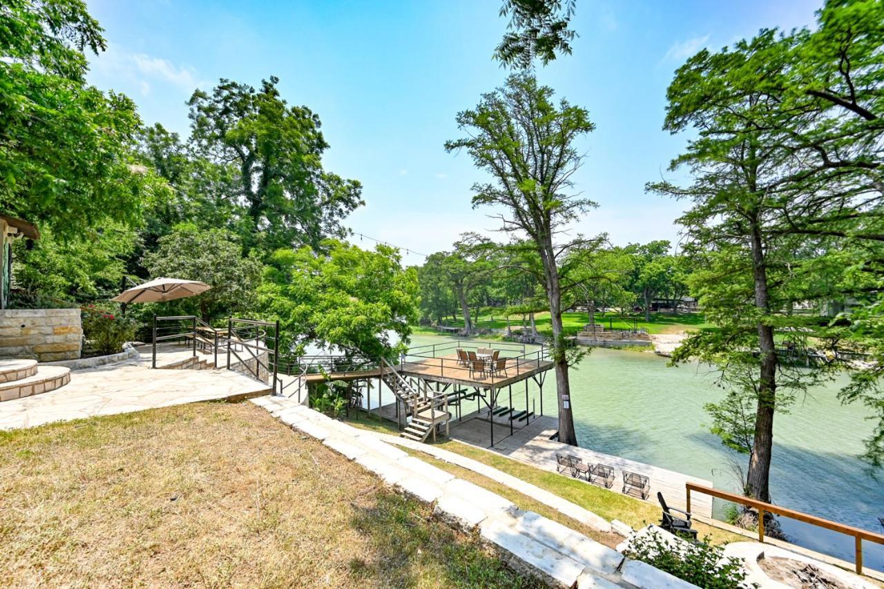 Luxury Lakefront Oasis With Boat Dock-Firepit McQueeney Buitenkant foto