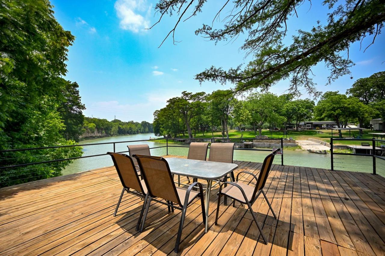 Luxury Lakefront Oasis With Boat Dock-Firepit McQueeney Buitenkant foto