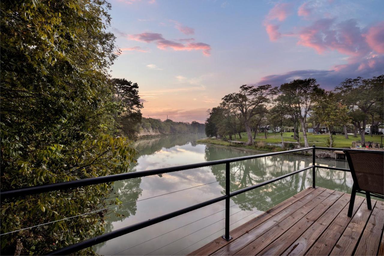 Luxury Lakefront Oasis With Boat Dock-Firepit McQueeney Buitenkant foto
